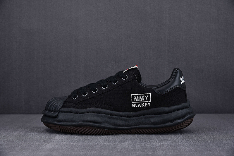 Ma*s*n mihara yasuhiro sneaker