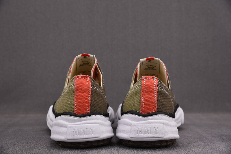 Ma*s*n mihara yasuhiro sneaker