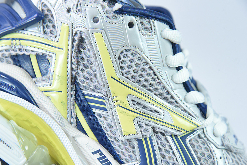 Ba*len*cia*ga runner sneaker