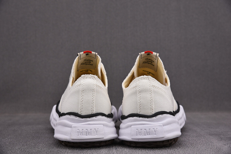 Ma*s*n mihara yasuhiro sneaker